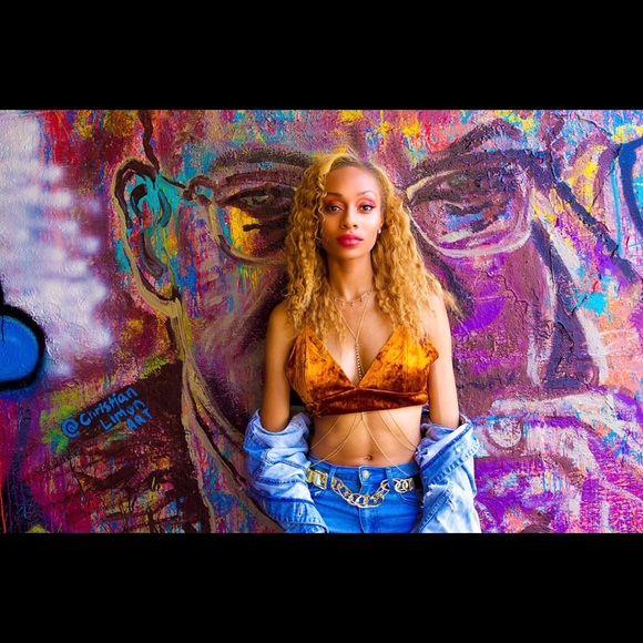 Gold suede crop top - Picture 1 of 3